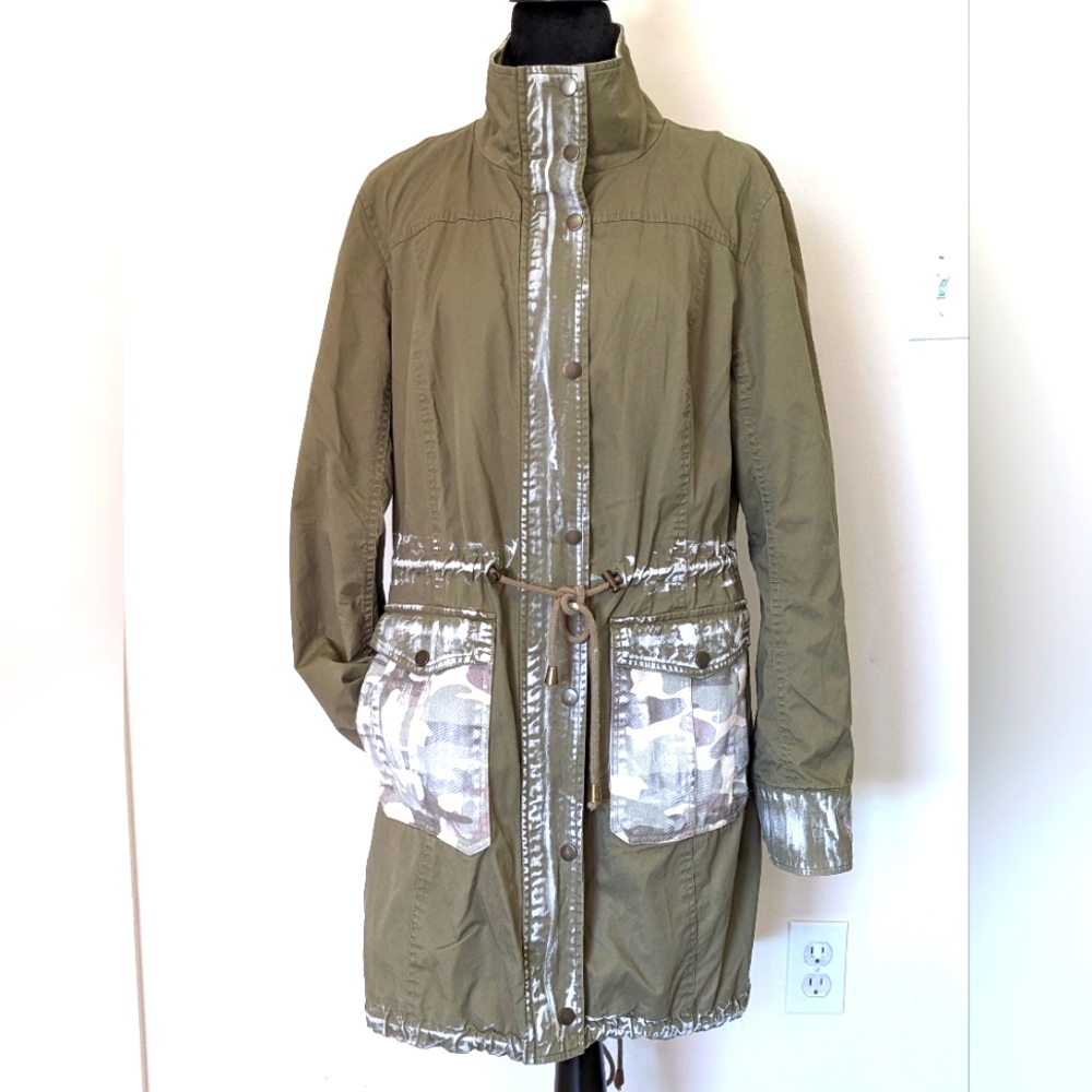 NewYork & Company army green cotton utility jacket .